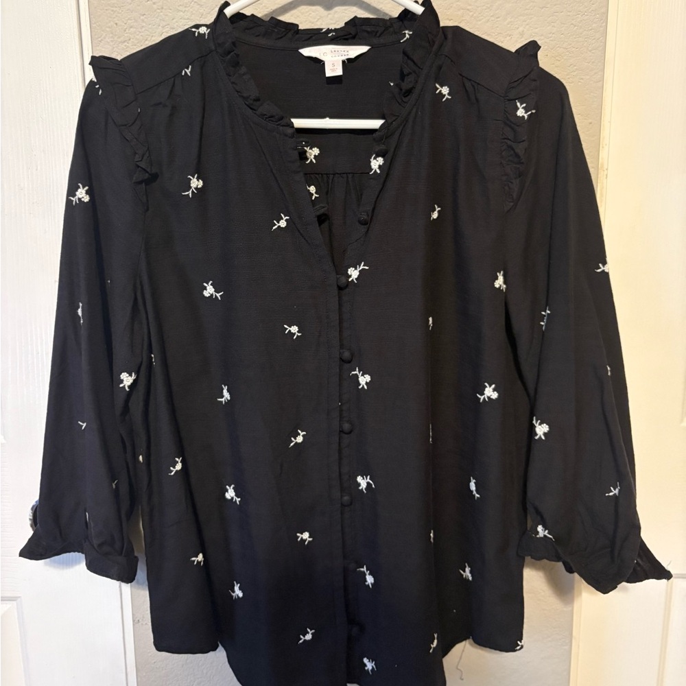 lC Lauren Conrad Womens Long Sleeve Flutter Button Up Embroidered Shirt Black S